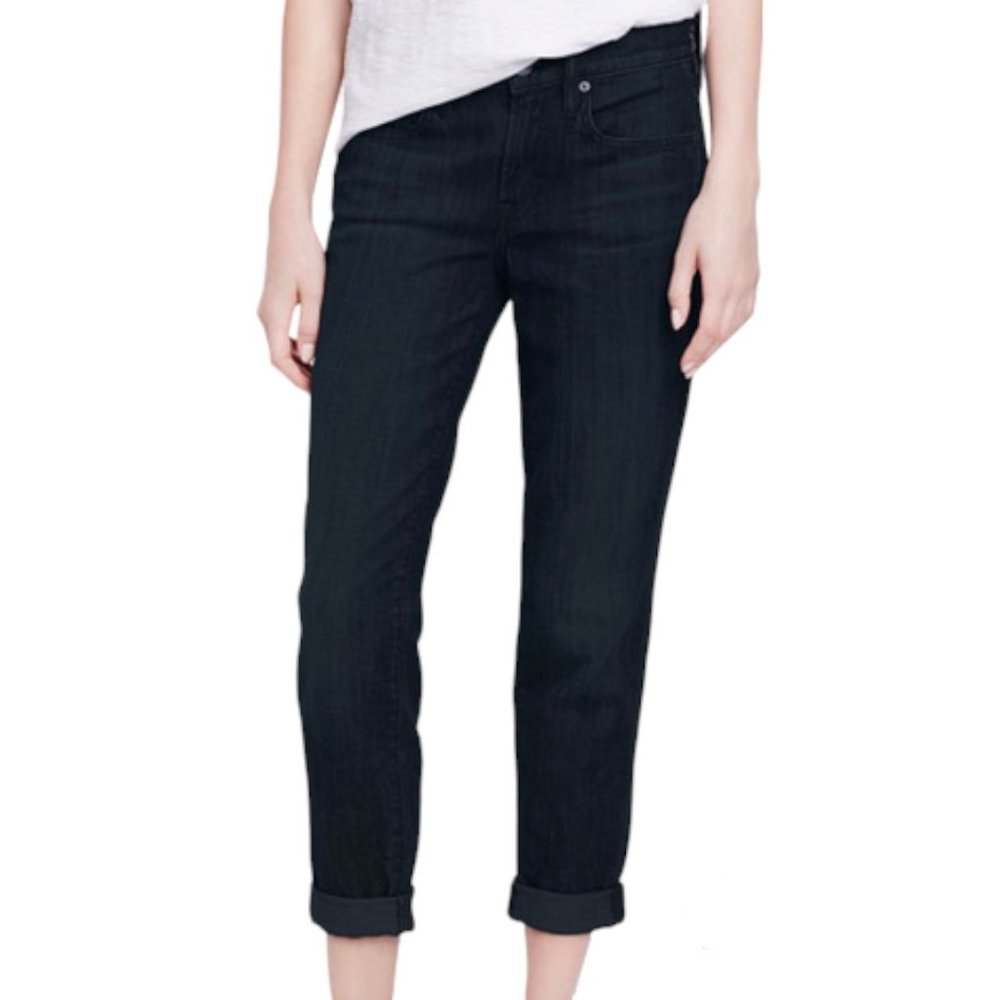 Vince Mason Relaxed Rolled Jeans in Thesta (Black)